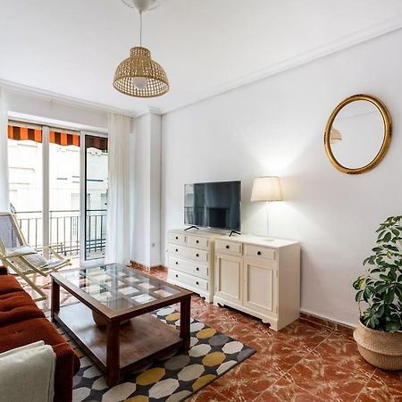Santa Justa Urban Apartment เซบีญา ภายนอก รูปภาพ