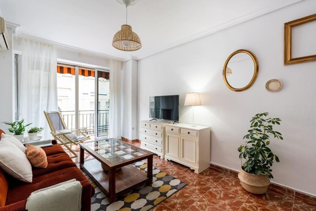 Santa Justa Urban Apartment เซบีญา ภายนอก รูปภาพ